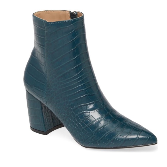 steve madden pointed toe booties